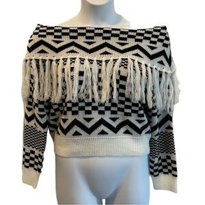 Main Strip Bohemian Crop Black And White Sweater. NWOT. Size Small